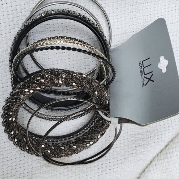 Heavy metal hematite bangle set NWT - Picture 3 of 9